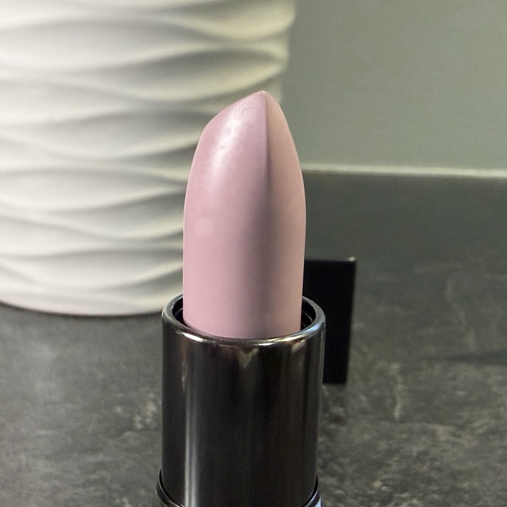 NEW Smashbox Be Legendary Lipstick FAIR PLAY MATTE Full Size Discontinued - Picture 3 of 4